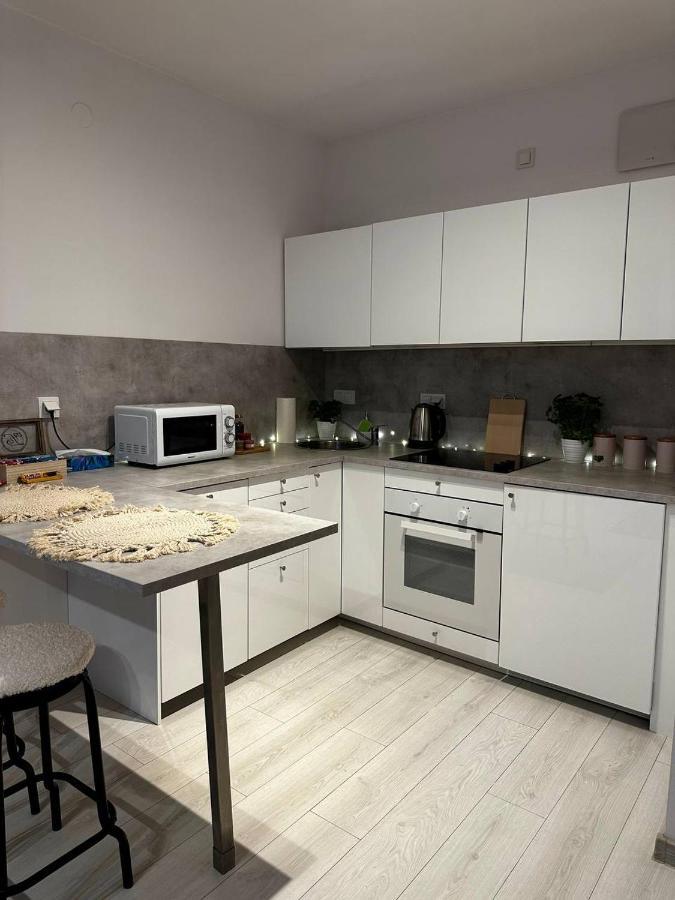 Apartament Centrum, Miejsce Parkingowe W Cenie ワルシャワ エクステリア 写真